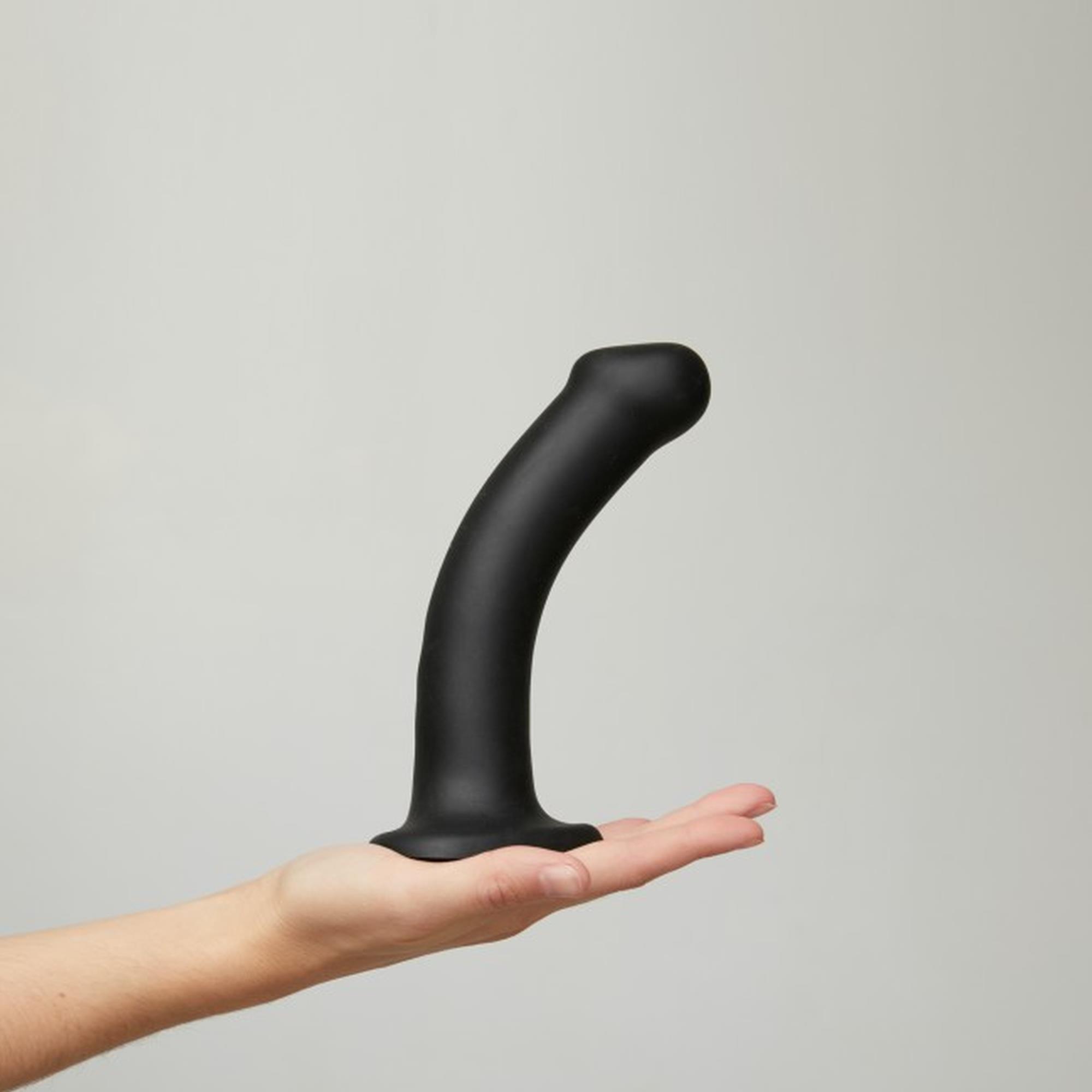 Dildo silikonowe zginane Strap on me czarny M - obrazek 4